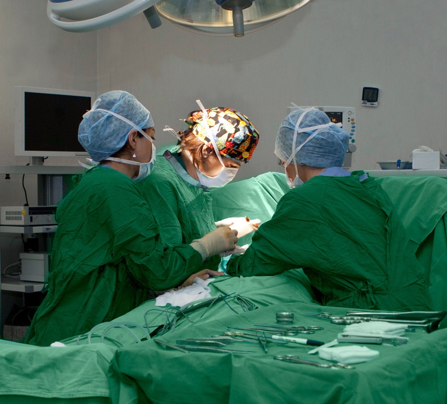 Comparison: Study Finds Surgeons and Support Staff Prefer Waste-Reducing Reusabl